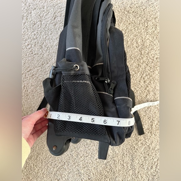 Syncrude Travel Bag - Picture 12 of 12